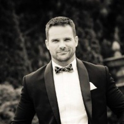 Darren Stephens